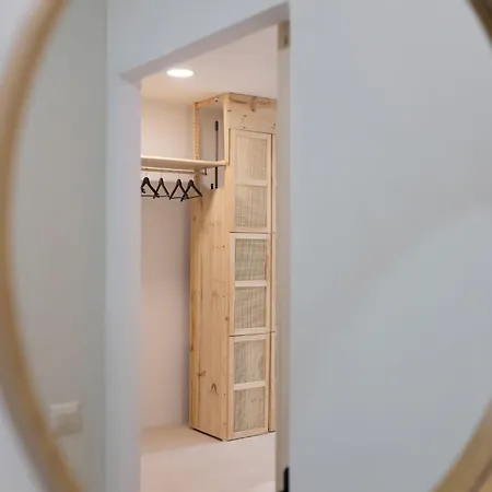 Kendall Luxury Апартаменты